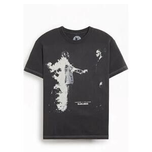 Metro Boomin Heroes & Villains 2022 Tour T-Shirt charcoal Gray Medium
